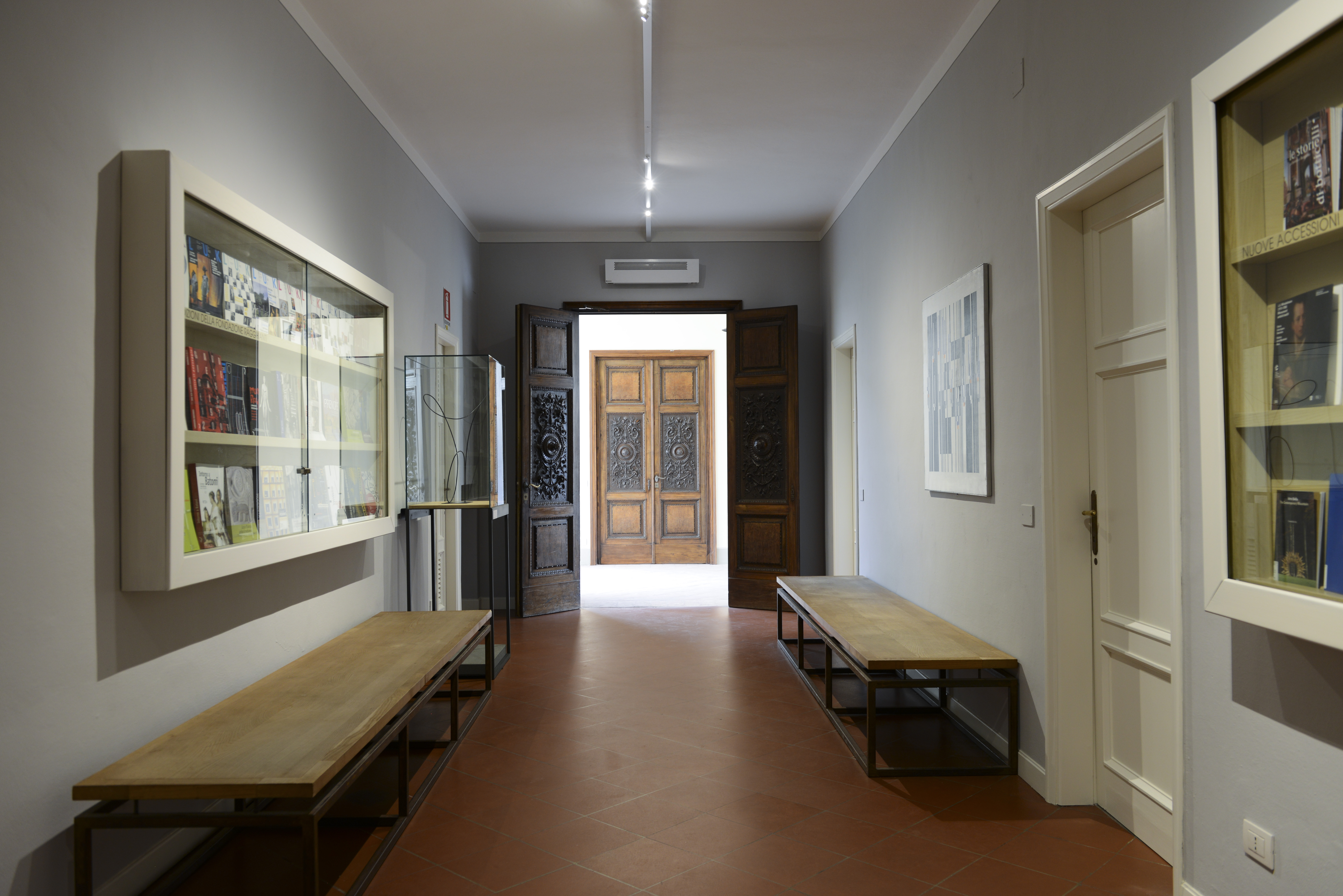 BIBLIOTECA CHIUSA